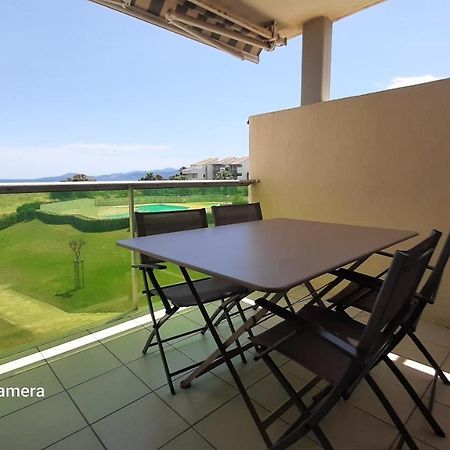 Les Goellettes : Vue Mer Et Piscine แซงต์-ซีเปรียง ภายนอก รูปภาพ