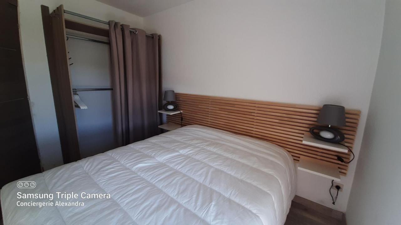 Les Goellettes : Vue Mer Et Piscine แซงต์-ซีเปรียง ภายนอก รูปภาพ